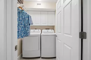7232 Fairfax Dr, Tamarac, FL 33321 - Photo 25