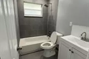 921 NE 22nd Dr, Wilton Manors, FL 33305 - Photo 9