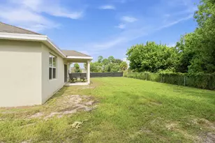 692 SW Paar Dr, Port Saint Lucie, FL 34953 - Photo 25