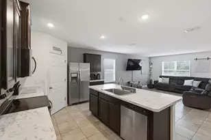 692 SW Paar Dr, Port Saint Lucie, FL 34953 - Photo 5
