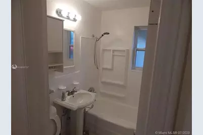 1111 N 25th Avenue, Hollywood, FL 33020 - Photo 17