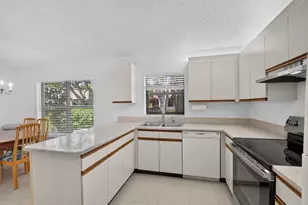 51 Via De Casas Norte, Boynton Beach, FL 33426 - Photo 11