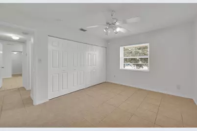 2302 Sunrise Boulevard #BLG 1, 209, Fort Pierce, FL 34982 - Photo 19