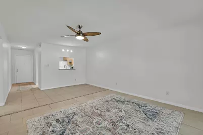 2302 Sunrise Boulevard #BLG 1, 209, Fort Pierce, FL 34982 - Photo 11