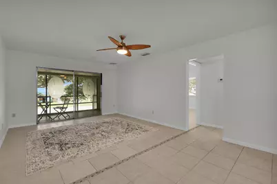 2302 Sunrise Boulevard #BLG 1, 209, Fort Pierce, FL 34982 - Photo 9