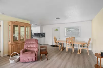 2270 SW 30th Terrace, Fort Lauderdale, FL 33312 - Photo 9