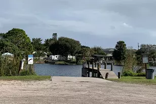 7882 SE Paradise Dr, Stuart, FL 34997 - Photo 29