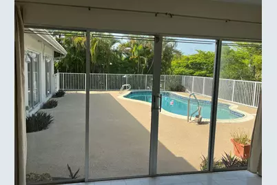 4804 Mango Drive, Tamarac, FL 33319 - Photo 5