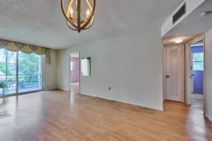 3091 E Sunrise Lakes Dr E, Sunrise, FL 33322 - Photo 11