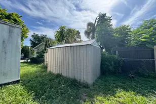 22850 Cascade Pl, Boca Raton, FL 33428 - Photo 5