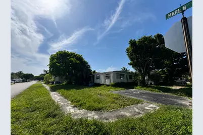 22850 Cascade Place, Boca Raton, FL 33428 - Photo 13