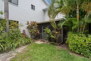 2116 NE 44th St, Lighthouse Point, FL 33064 - Photo 1