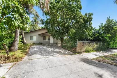 417 Upland Road, West Palm Beach, FL 33401 - Photo 1