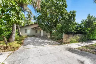 417 Upland Rd, West Palm Beach, FL 33401 - Photo 1