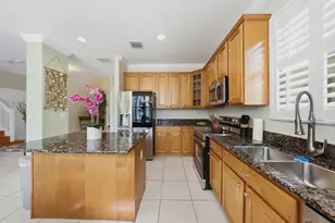 8212 Calterra Dr, Palm Beach Gardens, FL 33418 - Photo 5