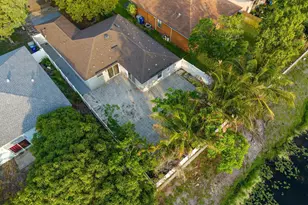 1561 NW 7th Ln, Pompano Beach, FL 33060 - Photo 27