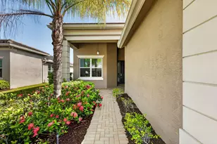 10542 SW Sunray St, Port Saint Lucie, FL 34987 - Photo 5