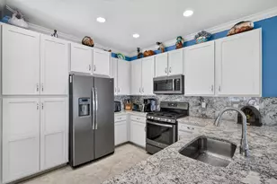 10542 SW Sunray St, Port Saint Lucie, FL 34987 - Photo 17