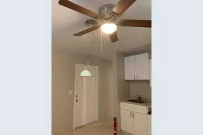 4250 NW 21st Avenue, Oakland Park, FL 33309 - Photo 5
