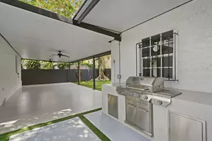 2239 SW 10th St, Miami, FL 33135 - Photo 39