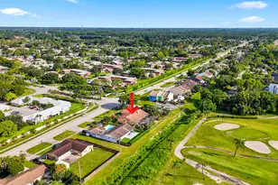 3768 Pinehurst Dr, Lake Worth, FL 33467 - Photo 9