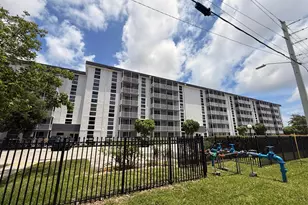16950 W Dixie Hwy, North Miami Beach, FL 33160 - Photo 1