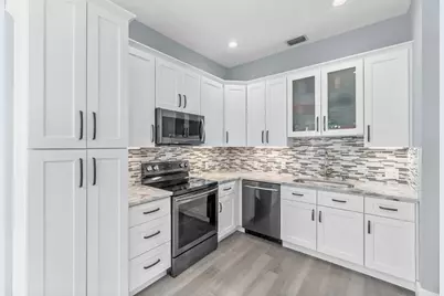 5208 Lake Catalina Drive N #D, Boca Raton, FL 33496 - Photo 11