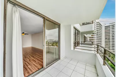 600 Three Islands Boulevard #1418, Hallandale Beach, FL 33009 - Photo 29
