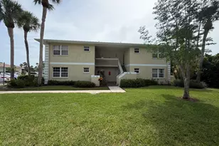 1546 SE Royal Green Cir, Port Saint Lucie, FL 34952 - Photo 1