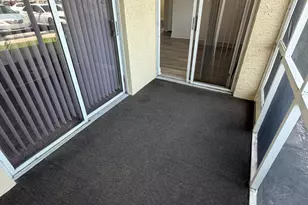 1546 SE Royal Green Cir, Port Saint Lucie, FL 34952 - Photo 15
