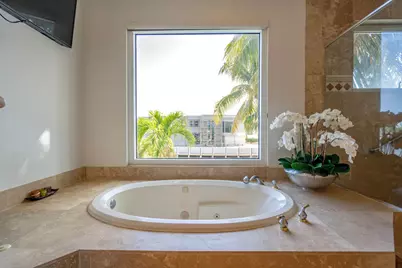 2530 NE 31st Court, Lighthouse Point, FL 33064 - Photo 33