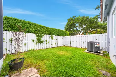 16208 Opal Creek Drive, Weston, FL 33331 - Photo 9