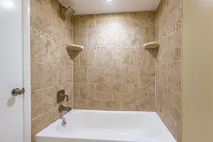 3229 Gardens E Dr, Palm Beach Gardens, FL 33410 - Photo 15