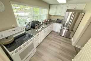 131 S Federal Hwy, Lake Worth, FL 33460 - Photo 11