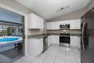 2502 SE University Terrace, Port Saint Lucie, FL 34952 - Photo 9