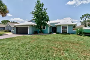 843 Vocelle Ave, Sebastian, FL 32958 - Photo 1