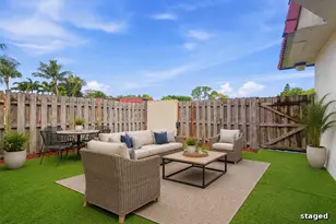 3801 Victoria Dr, West Palm Beach, FL 33406 - Photo 5
