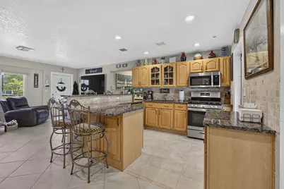240 Gregory Road, West Palm Beach, FL 33405 - Photo 3