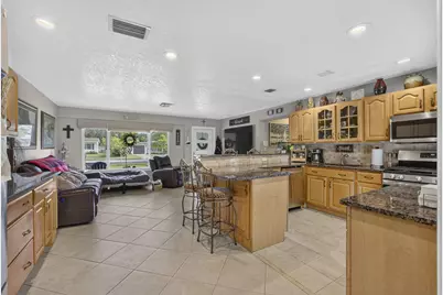 240 Gregory Road, West Palm Beach, FL 33405 - Photo 5
