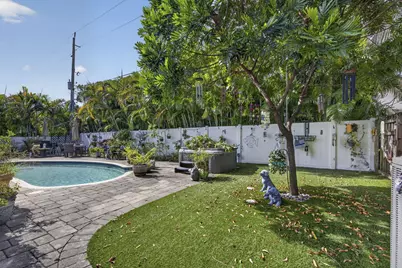 240 Gregory Road, West Palm Beach, FL 33405 - Photo 11