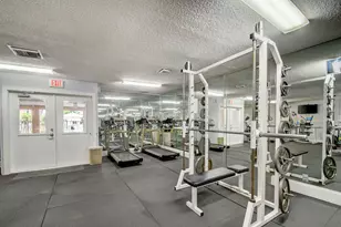 210 Lake Evelyn Dr, West Palm Beach, FL 33411 - Photo 49