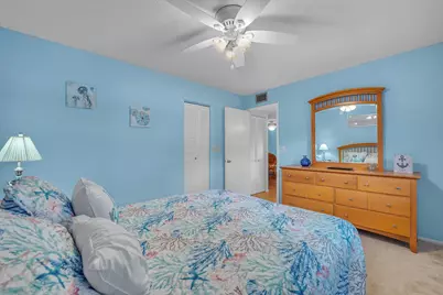 210 Lake Evelyn Drive, West Palm Beach, FL 33411 - Photo 13