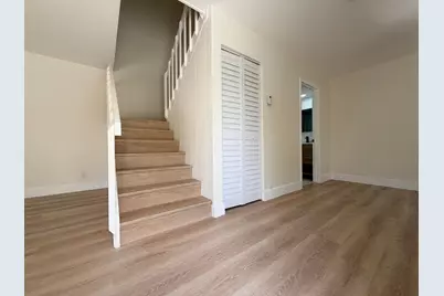 169 Lake Arbor Drive, Palm Springs, FL 33461 - Photo 9