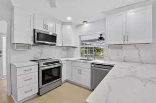 1301 SW 8th St, Boca Raton, FL 33486 - Photo 17