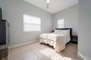 261 SW 6th Pl, Pompano Beach, FL 33060 - Photo 33