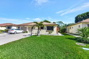 20936 Concord Green Dr E, Boca Raton, FL 33433 - Photo 1