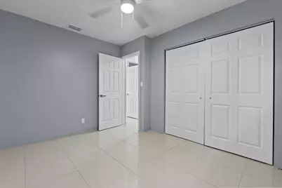 528 NE 20th Avenue NE, Boynton Beach, FL 33435 - Photo 7