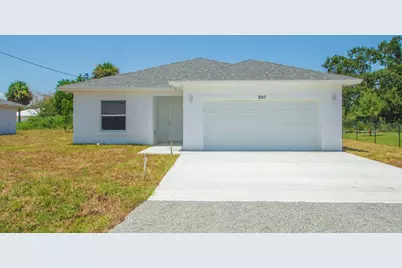 920 7th Place, Vero Beach, FL 32962 - Photo 1