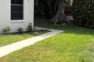 5021 Mirror Lakes Blvd, Boynton Beach, FL 33472 - Photo 3