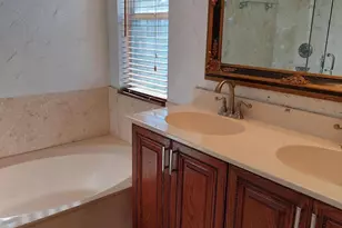 10312 Breezeway Pl, Boca Raton, FL 33428 - Photo 15